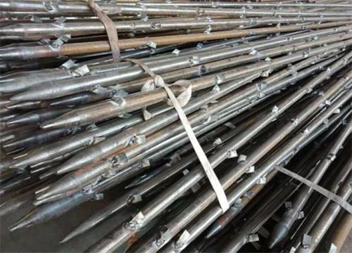 覃塘管棚钢花管加工