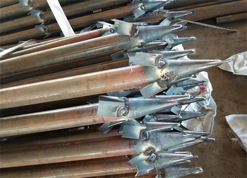 覃塘管棚钢花管